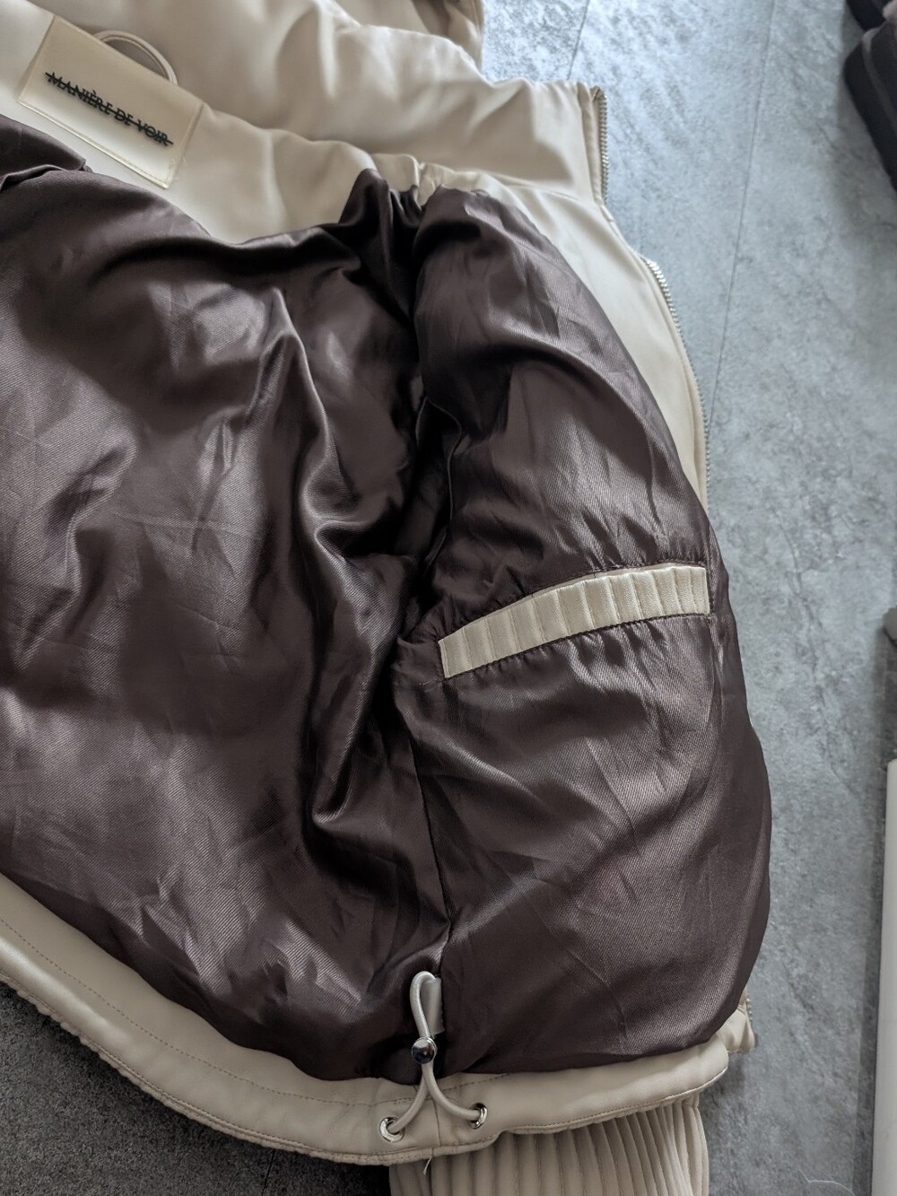 Maniere De Voir Ribbed Vegan Leather Puffer Jacket - Picture 3 of 5